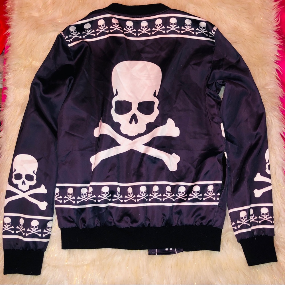 Hudson brand Skull & crossbones light silky jacket - Picture 2 of 6